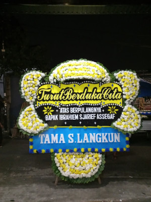Papan Bunga Duka di Mangunan